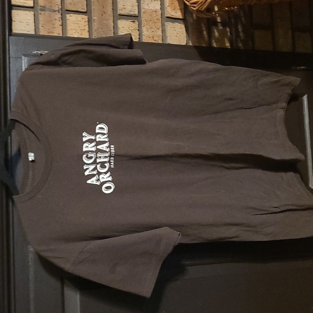 Angry Orchard XL T Shirt